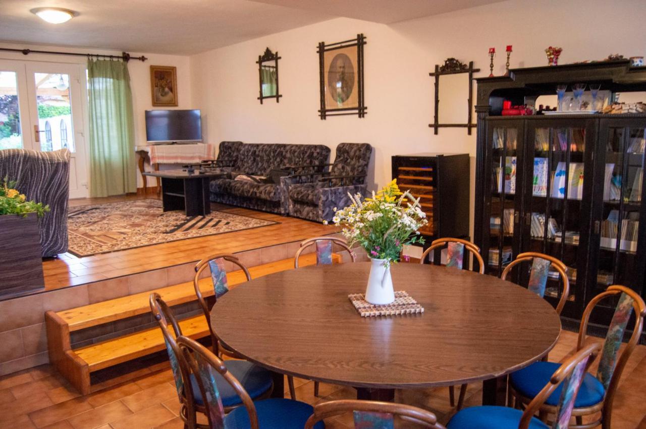 Villa Holacký Dolní Dunajovice